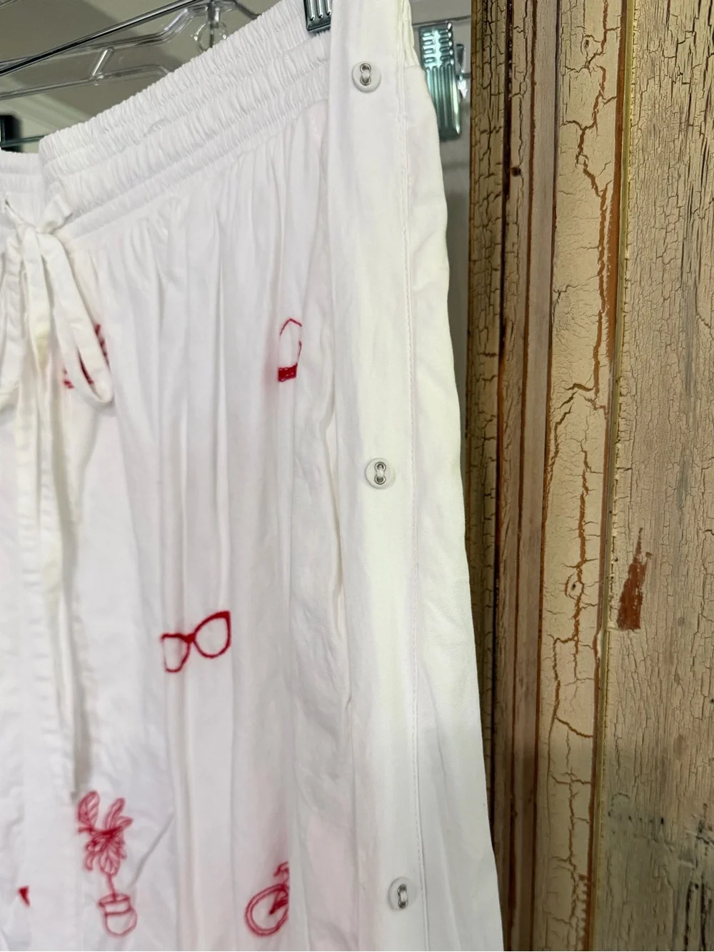 Ciebon white skirt